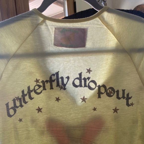 Butterfly Dropout Vintage T-Shirt✨🦋 - Picture 5 of 9